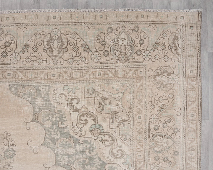 Beige Turkish Oushak Rug 9'6" x 13'1" Hand-Knotted | No. VR65890