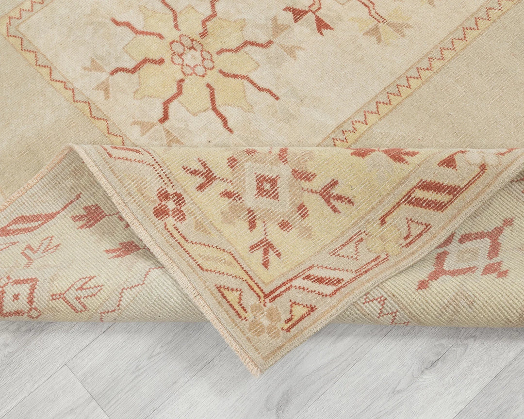 Beige Oushak Rug 5' 5" x 7' 11" | No. VR66119