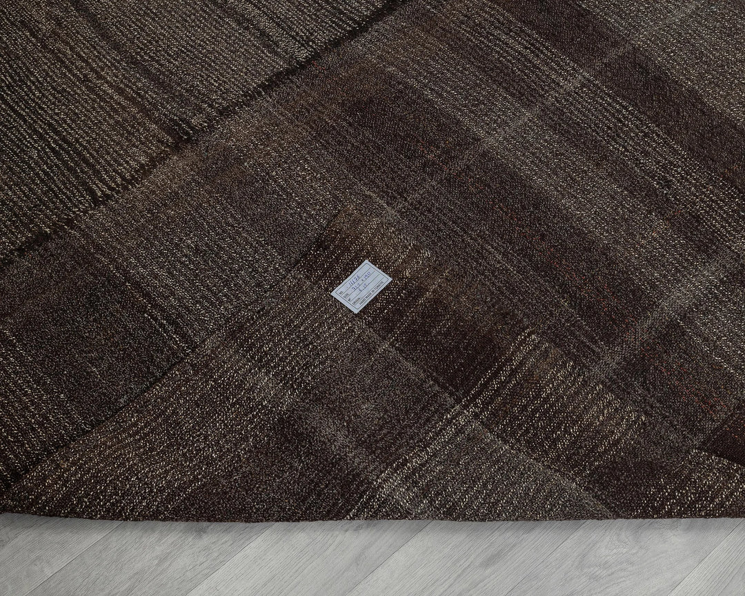 Brown Turkish Kilim Rug 6' 3" x 10' 7" Flat-Weave texture