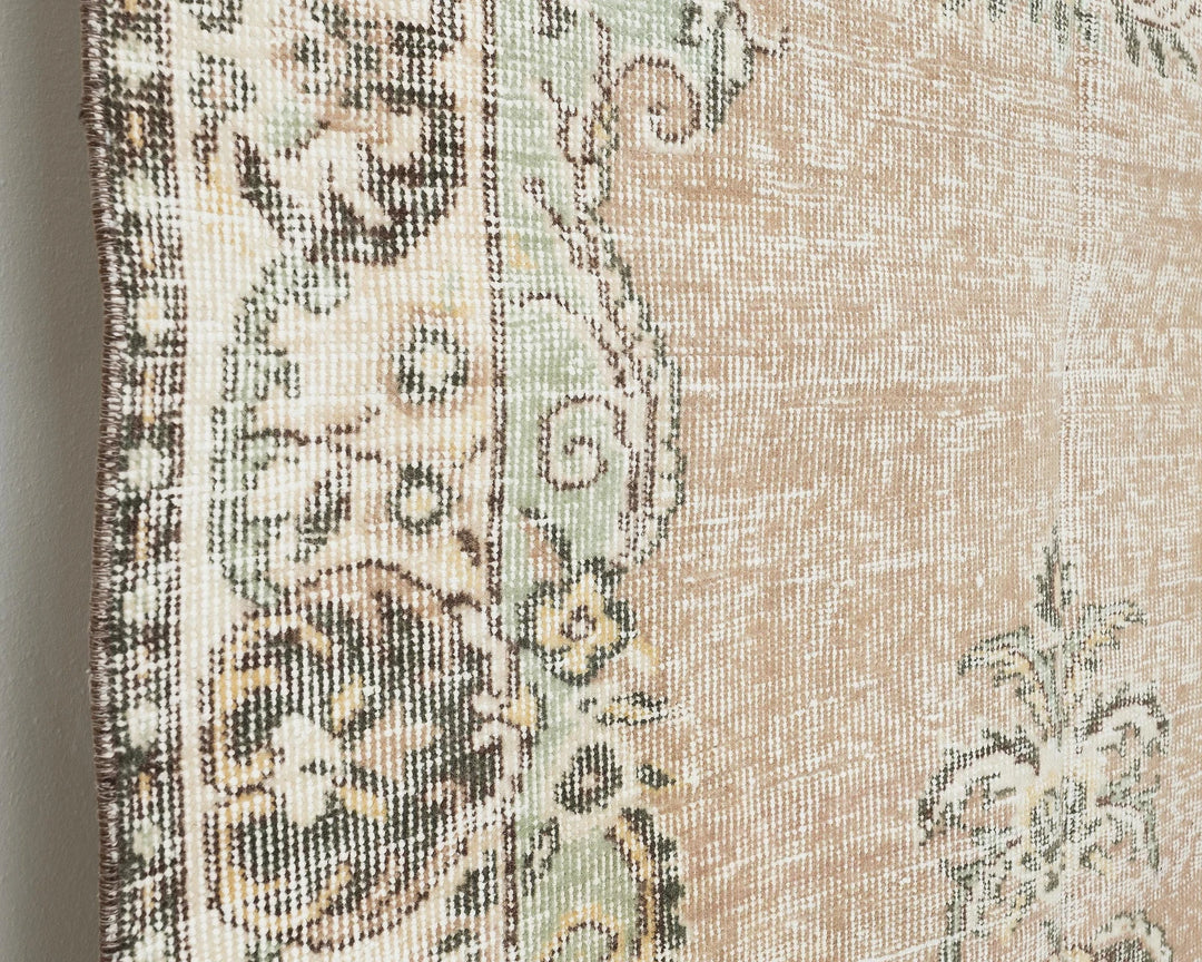 Beige Turkish Oushak Rug 5' x 8' 5" Hand-Knotted close-up