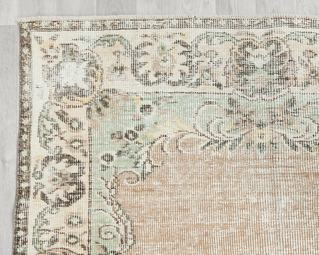 Beige Turkish Oushak Rug 5' x 8' 5" Hand-Knotted border