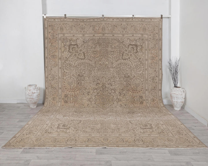Beige Turkish Oushak Rug 9' 4" x 12' 8" Hand-Knotted | No. VR66343