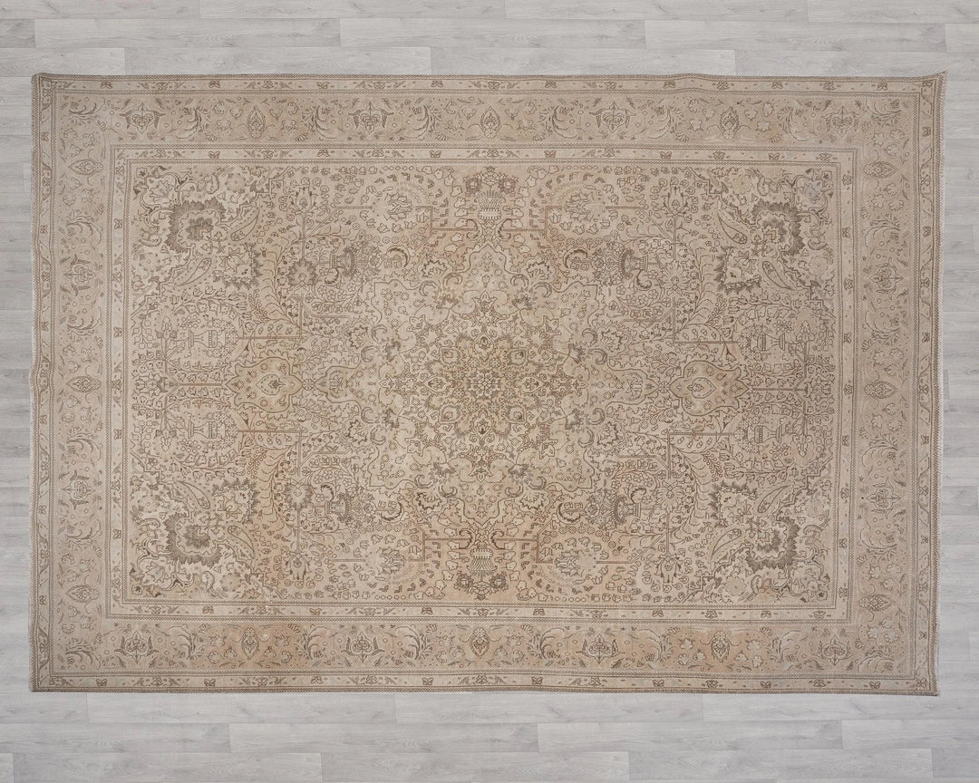 Beige Turkish Oushak Rug 9' 4" x 12' 8" Hand-Knotted | No. VR66343