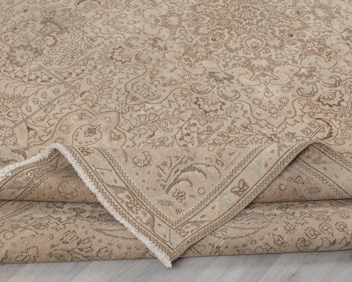Beige Turkish Oushak Rug 9' 4" x 12' 8" Hand-Knotted | No. VR66343