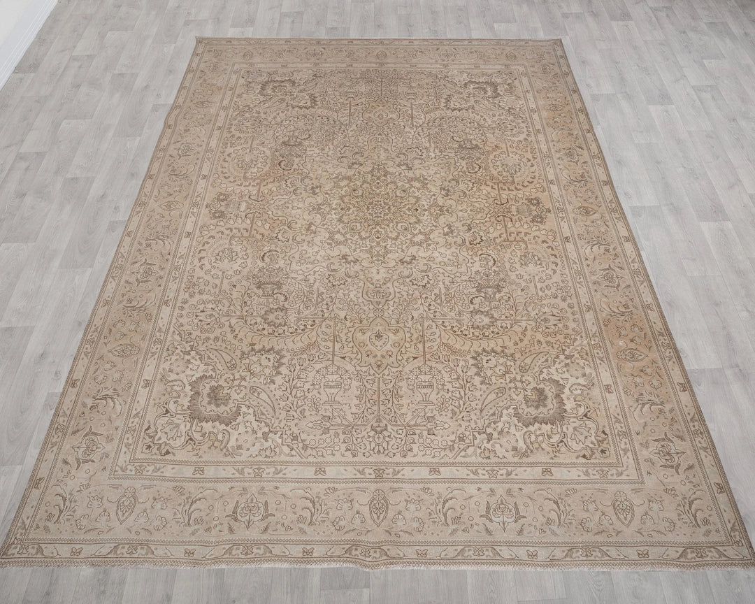 Beige Turkish Oushak Rug 9' 4" x 12' 8" Hand-Knotted | No. VR66343