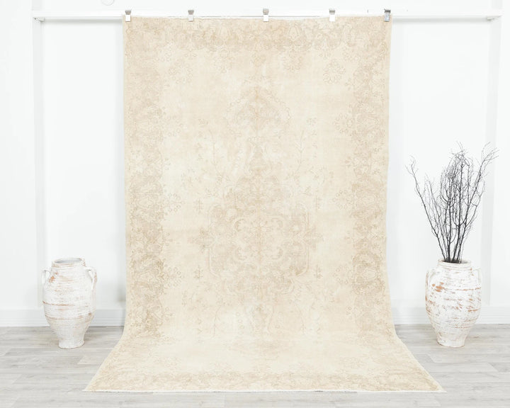 Beige Turkish Oushak Rug 5'10" x 9'4" Hand-Knotted | No. VR66345