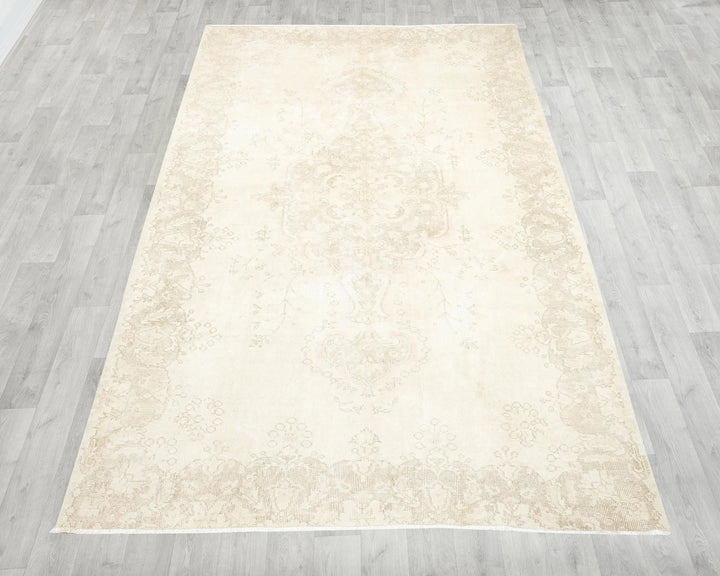 Beige Turkish Oushak Rug 5'10" x 9'4" Hand-Knotted | No. VR66345