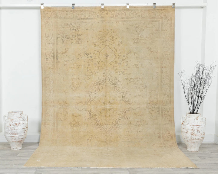 Multicolor Turkish Oushak Rug 6' 6" x 9' 7" Hand-Knotted | No. VR66355