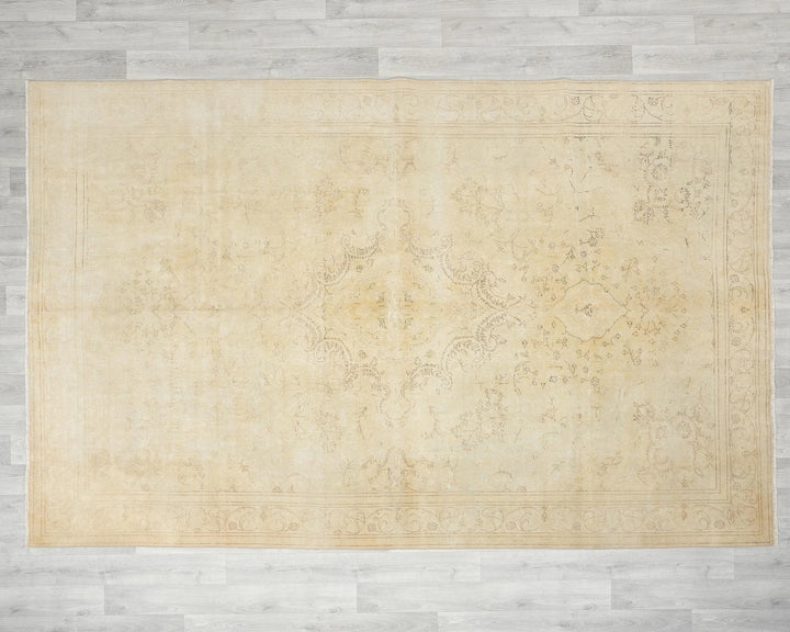 Multicolor Turkish Oushak Rug 6' 6" x 9' 7" Hand-Knotted | No. VR66355