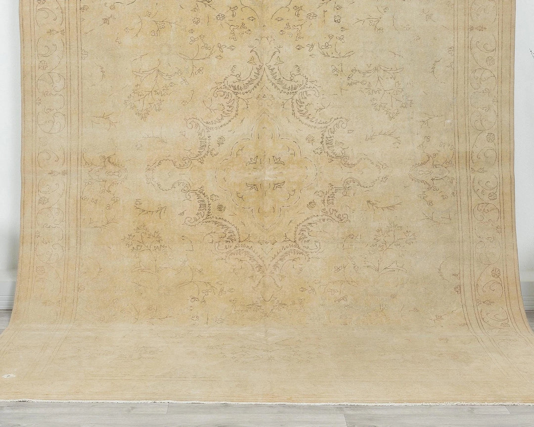 Multicolor Turkish Oushak Rug 6' 6" x 9' 7" Hand-Knotted | No. VR66355