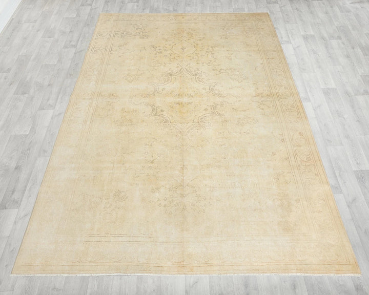 Multicolor Turkish Oushak Rug 6' 6" x 9' 7" Hand-Knotted | No. VR66355