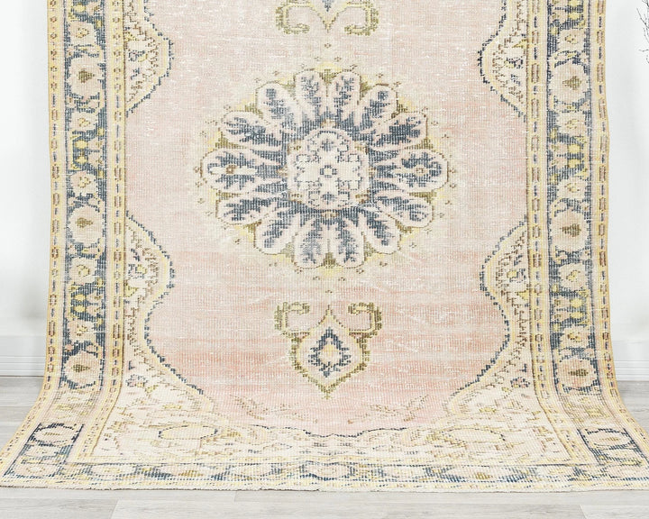 Pink Turkish Oushak Rug 5' 1" x 8' 11" Hand-Knotted detail