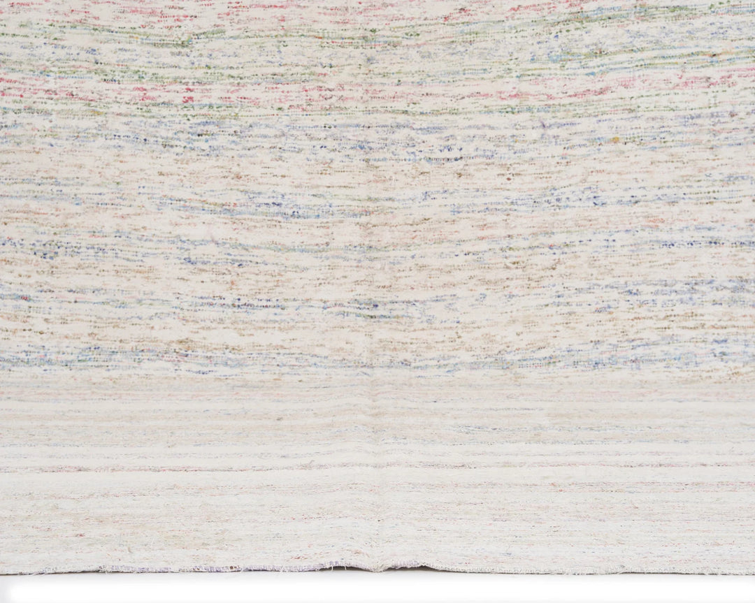 Neutral Kilim Rug 5' 8" x 11' 3" | No. VR66752