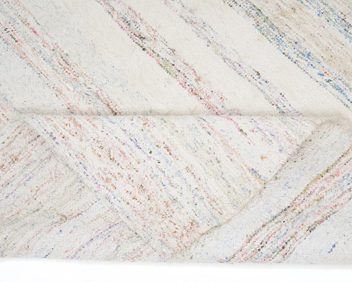 Neutral Kilim Rug 5' 8" x 11' 3" | No. VR66752