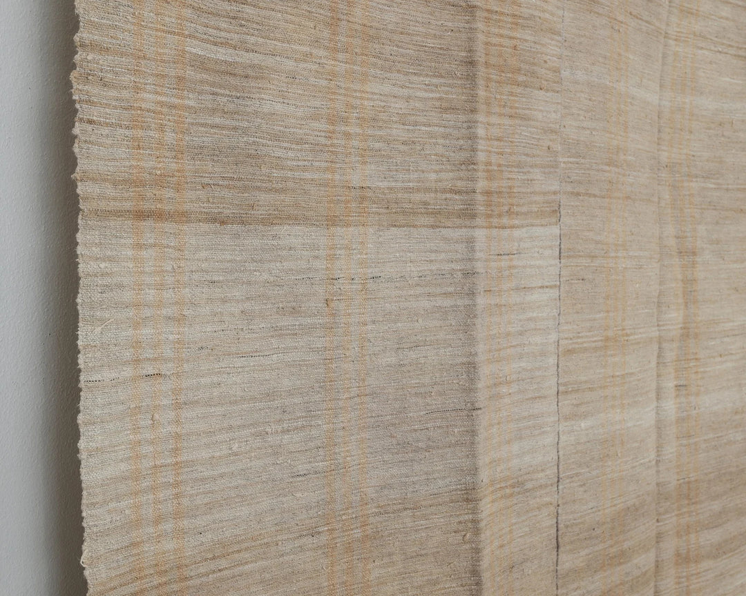 Beige Turkish Kilim Rug 6' x 9' Flat-Weave close-up