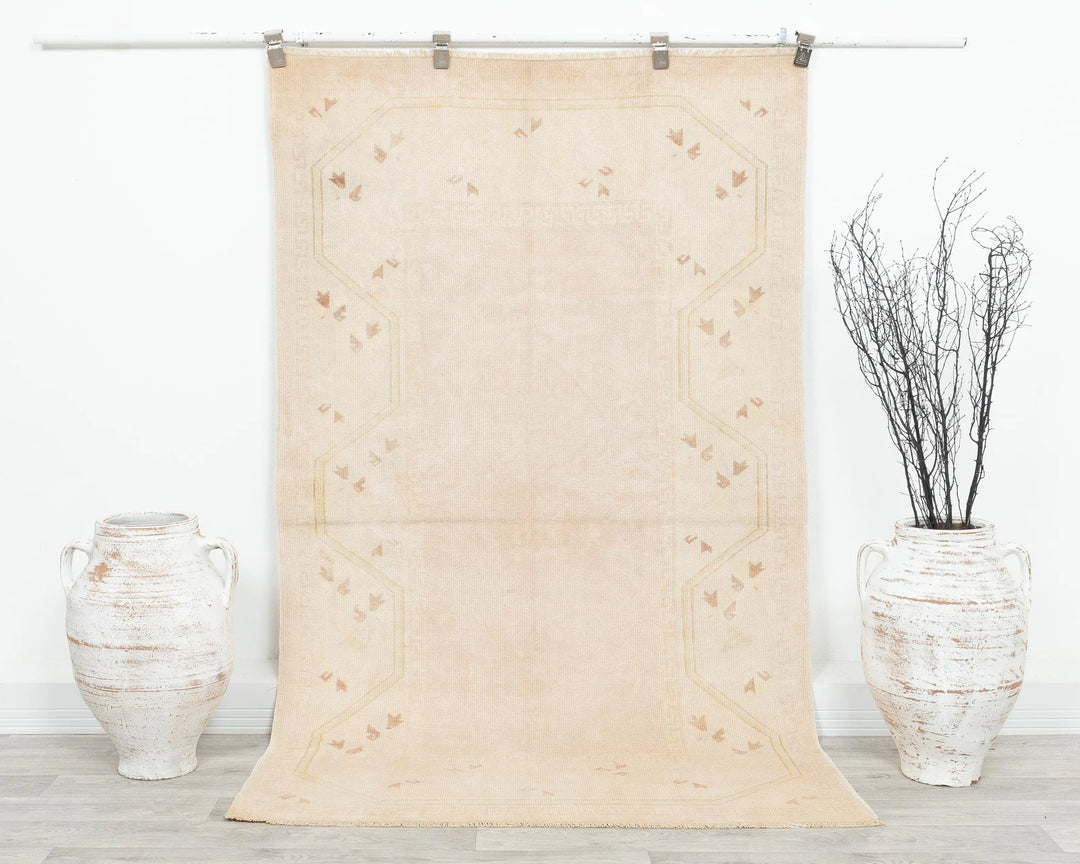 Beige Oushak Rug 3' 9" x 6' 7" | No. VR67012