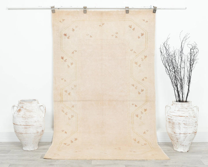 Beige Oushak Rug 3' 9" x 6' 7" | No. VR67012