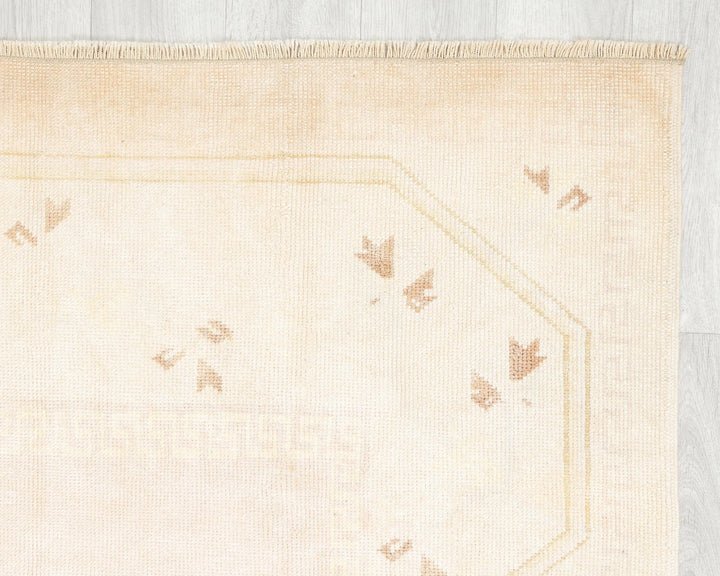 Beige Oushak Rug 3' 9" x 6' 7" | No. VR67012