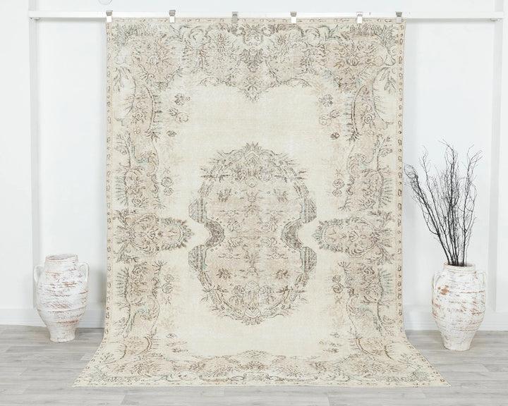 Beige Turkish Oushak Rug 9'4" x 6'5" Hand-Knotted | No. VR67062