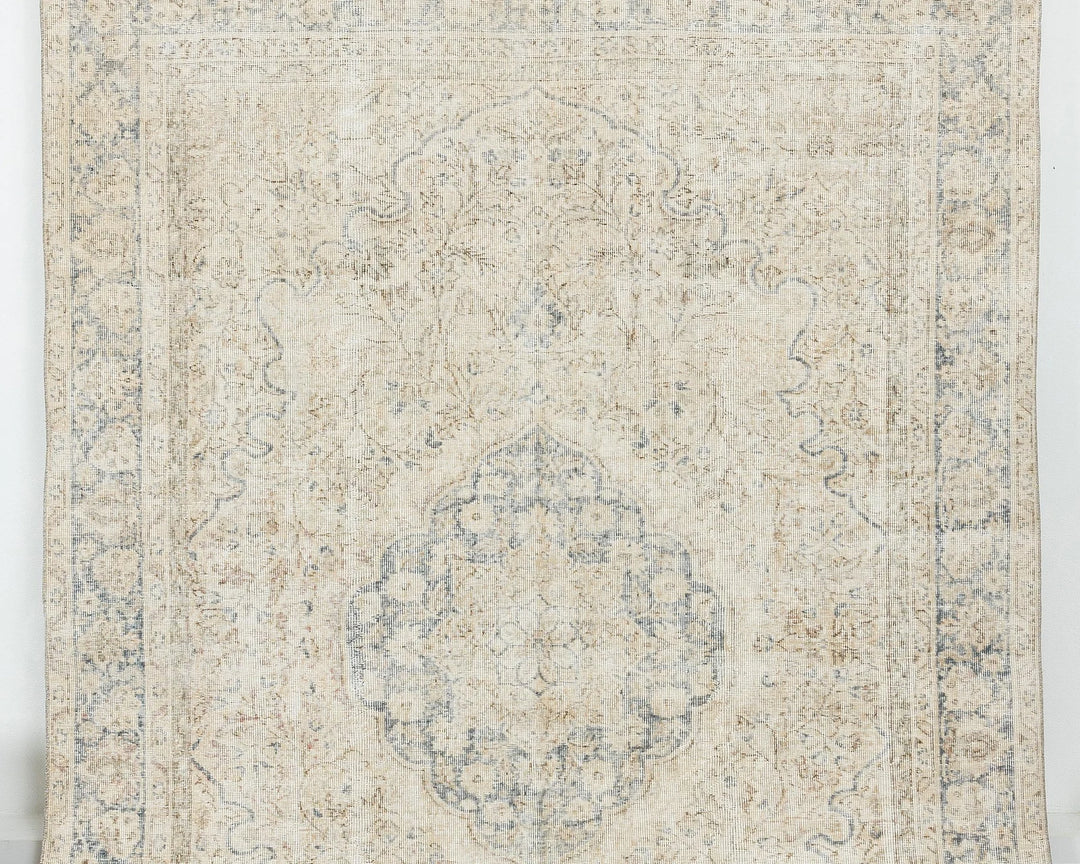Multicolor Turkish Oushak Rug 6'9" x 9'11" Hand-Knotted | No. VR67169