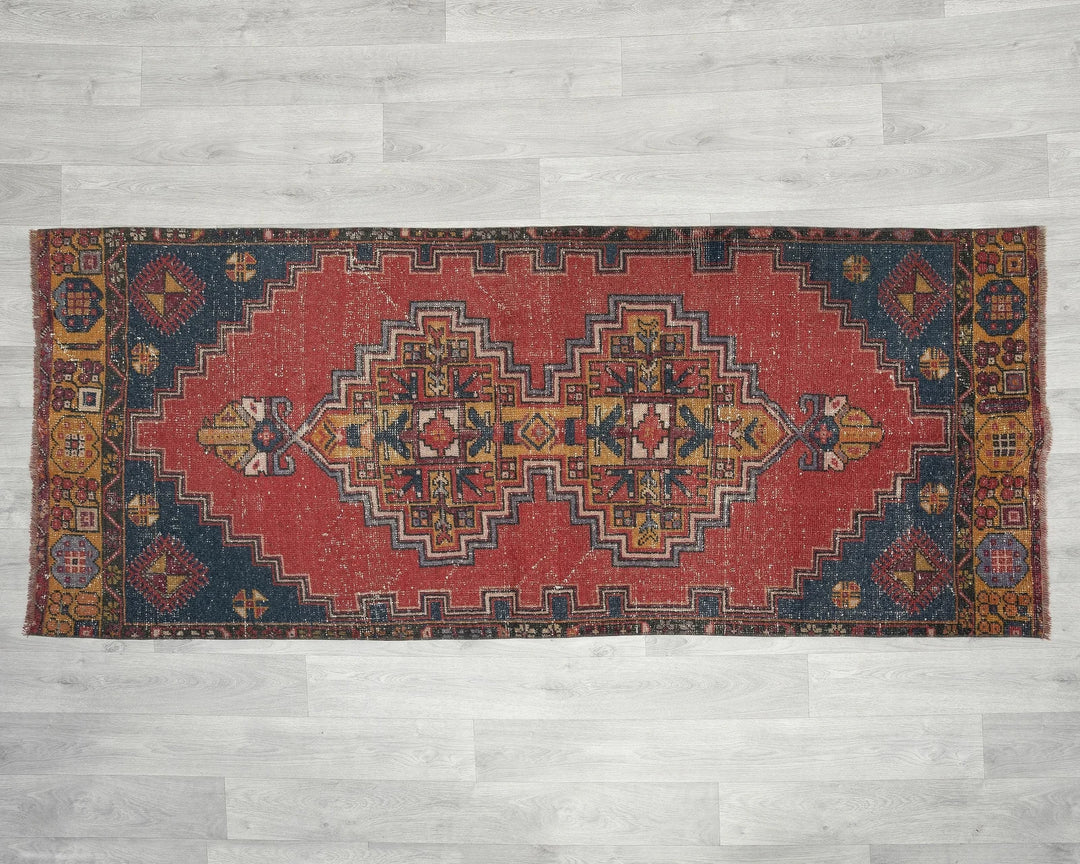 Multicolor Turkish Oushak Rug 2'8" x 6'7" Hand-Knotted | No. VR67209