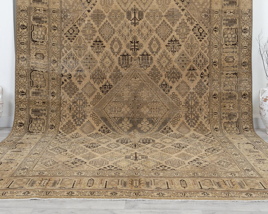Faded Oushak Rug 8' 2" x 11' 6" | No. VR67472