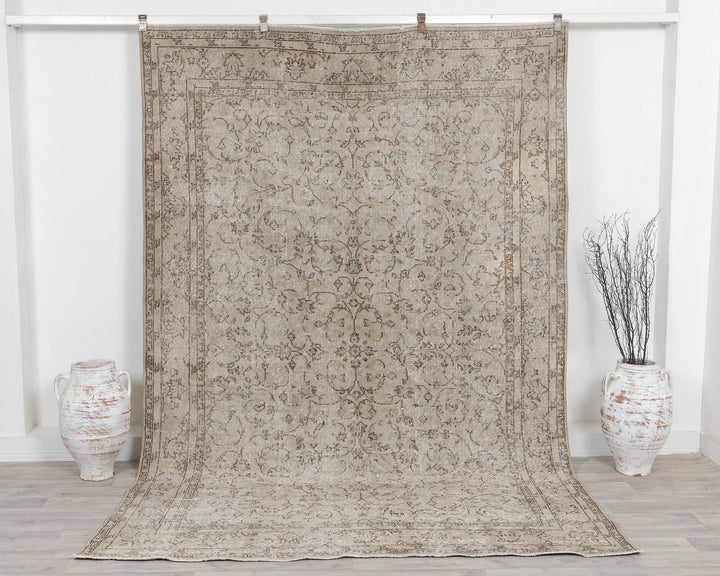 Beige Turkish Oushak Rug 6'7" x 9'10" Hand-Knotted | No. VR67591