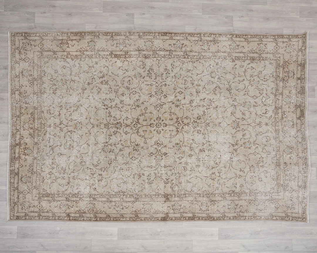 Beige Turkish Oushak Rug 6'7" x 9'10" Hand-Knotted | No. VR67591