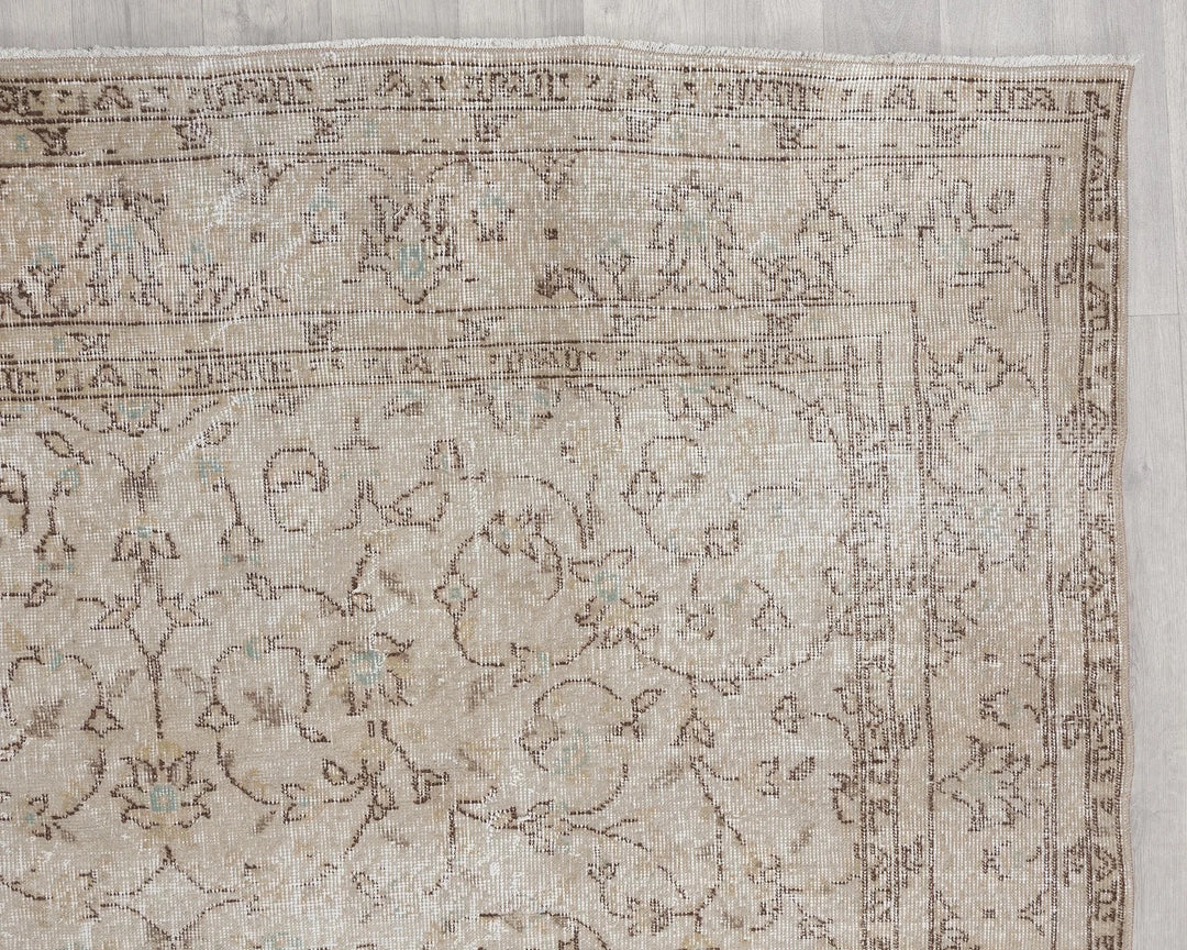 Beige Turkish Oushak Rug 6'7" x 9'10" Hand-Knotted | No. VR67591