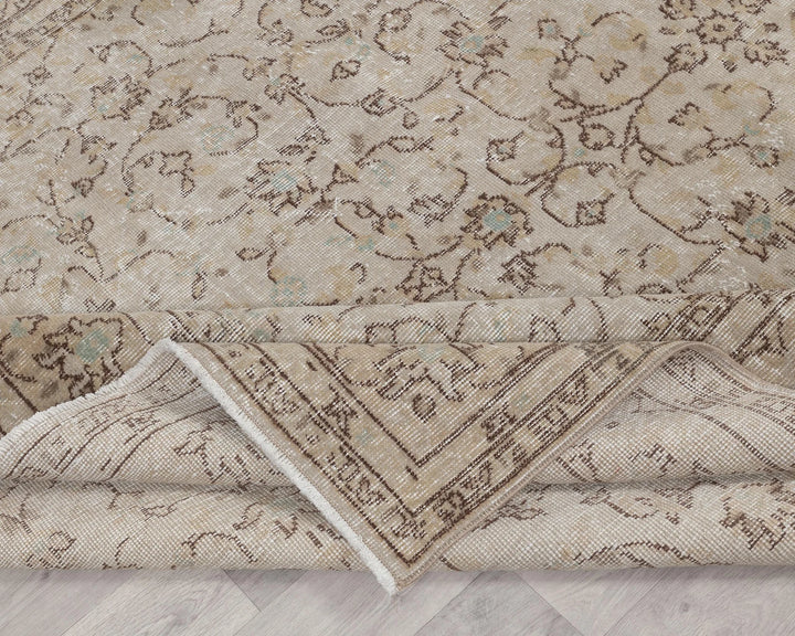 Beige Turkish Oushak Rug 6'7" x 9'10" Hand-Knotted | No. VR67591