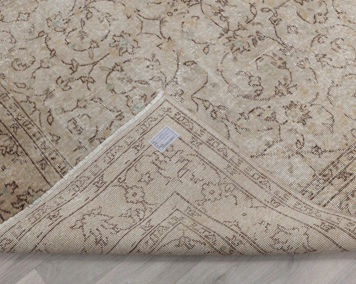 Beige Turkish Oushak Rug 6'7" x 9'10" Hand-Knotted | No. VR67591