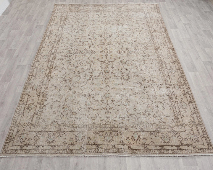 Beige Turkish Oushak Rug 6'7" x 9'10" Hand-Knotted | No. VR67591