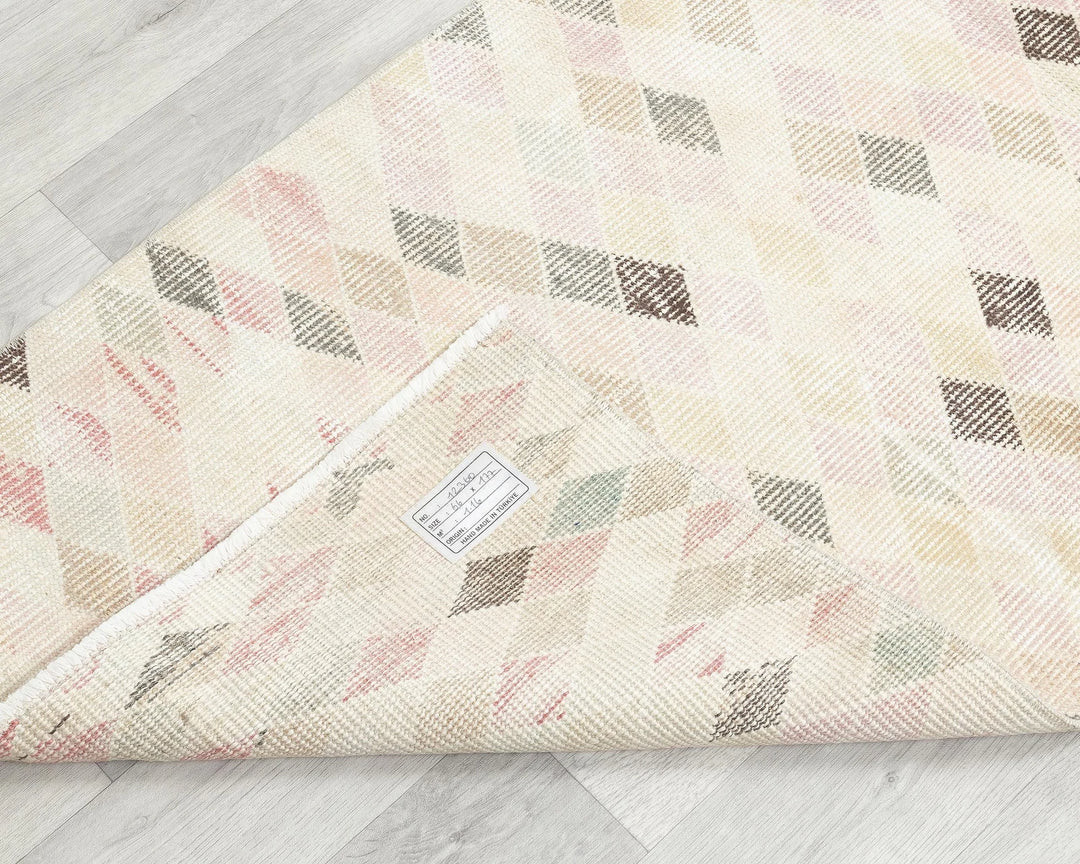 Beige Turkish Oushak Rug 2'2" x 5'10" Hand-Knotted | No. VR67604