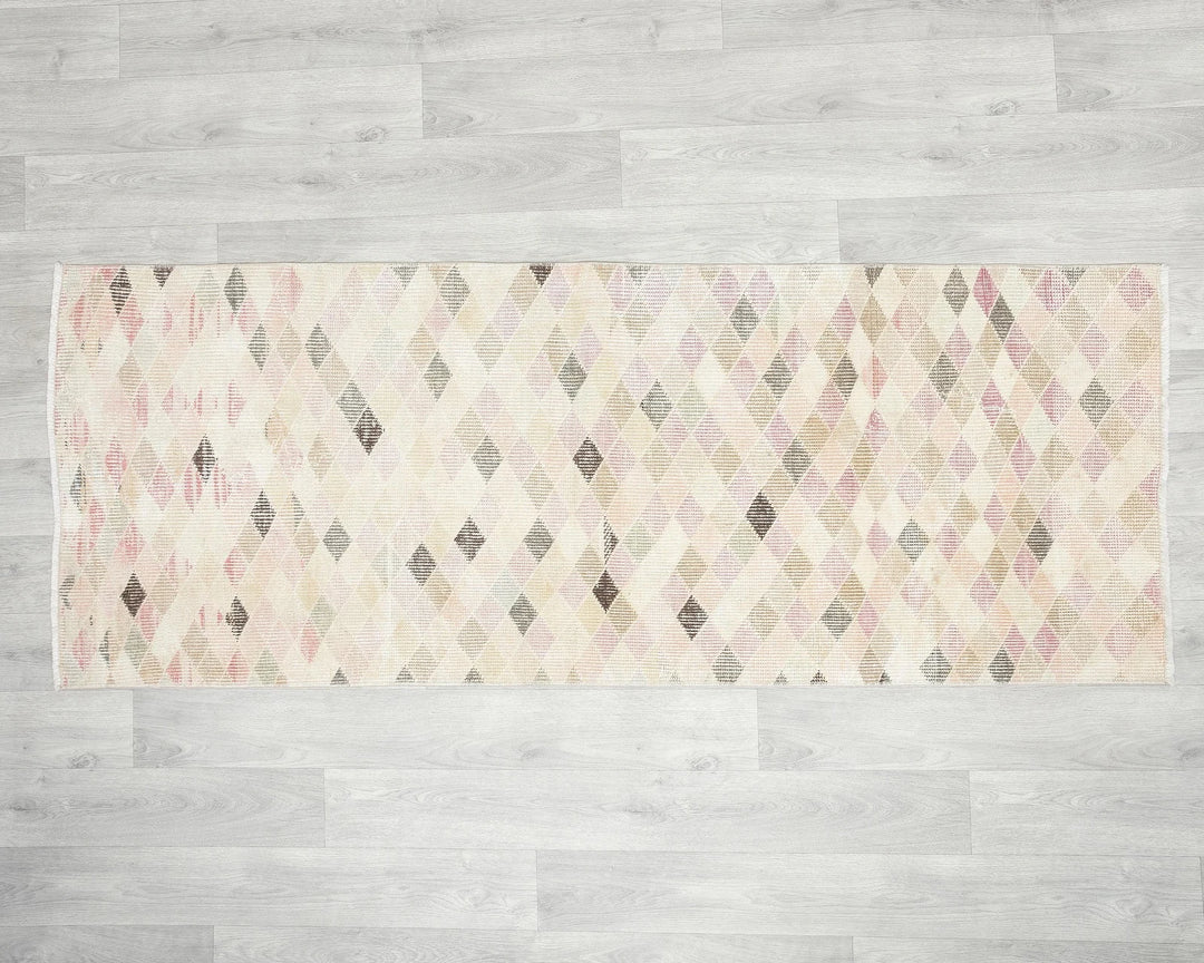 Beige Turkish Oushak Rug 2'2" x 5'10" Hand-Knotted | No. VR67604