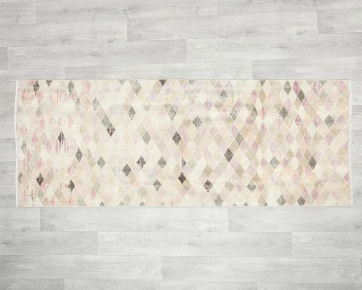 Beige Turkish Oushak Rug 2'2" x 5'10" Hand-Knotted | No. VR67604
