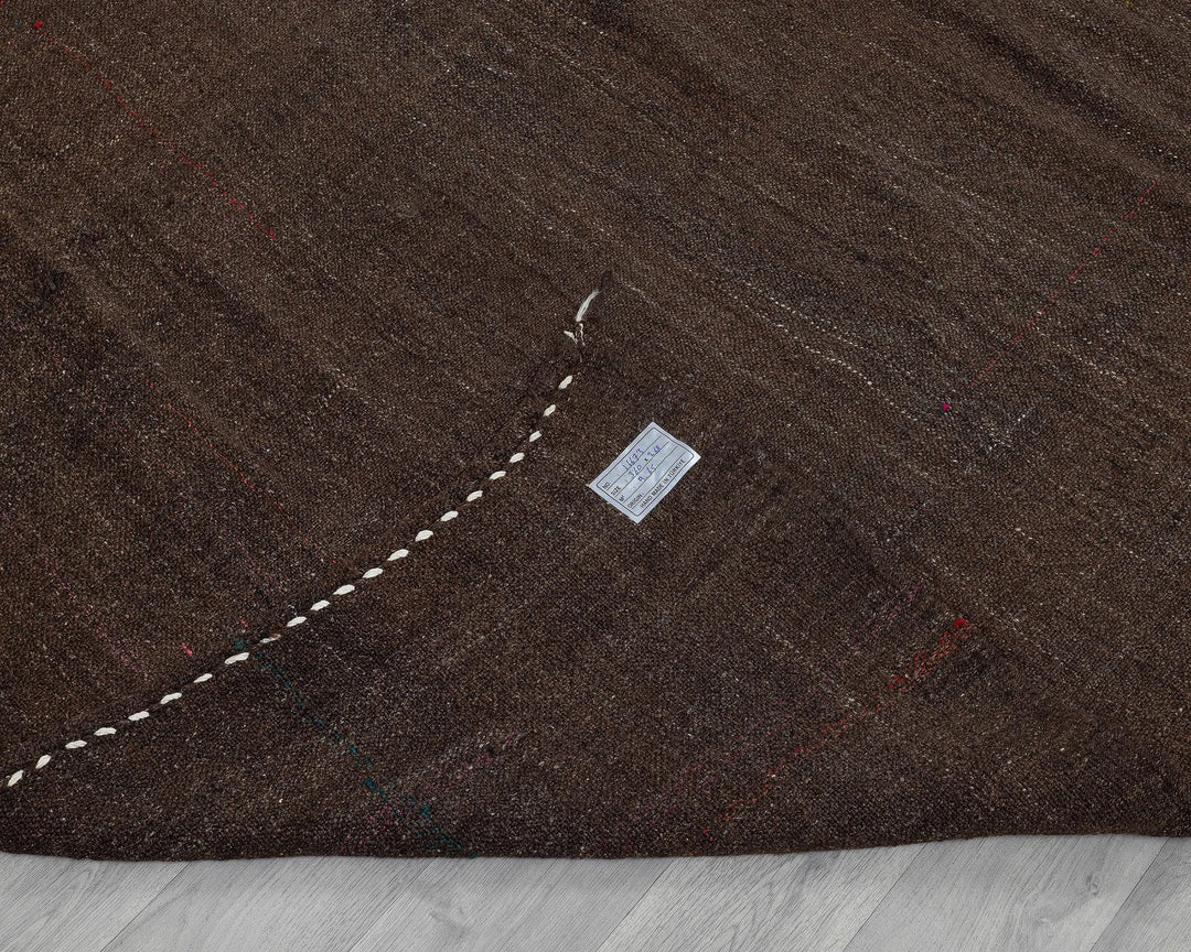 Brown Turkish Kilim Rug 8' 10" x 11' 10" Flat-Weave texture