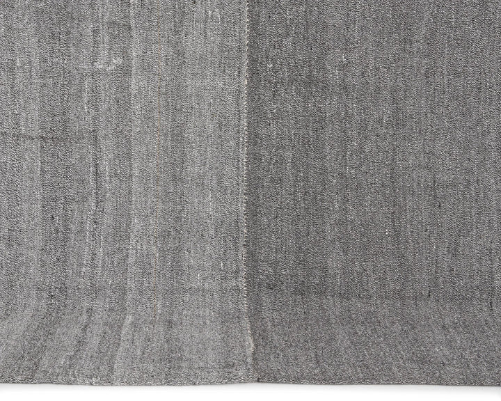 Gray Kilim Rug 5' 1" x 8' 2" | No. VR67678