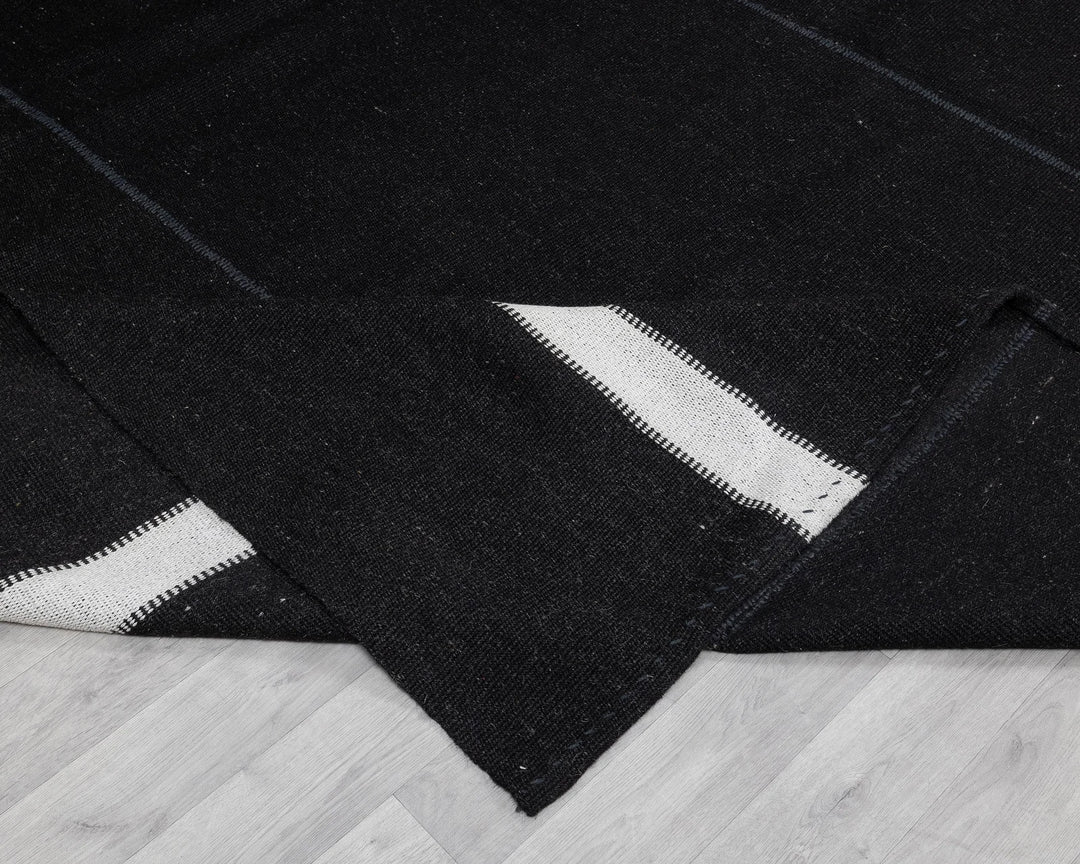 Brown Kilim Rug 13' 1" x 16' 1" | No. VR67823
