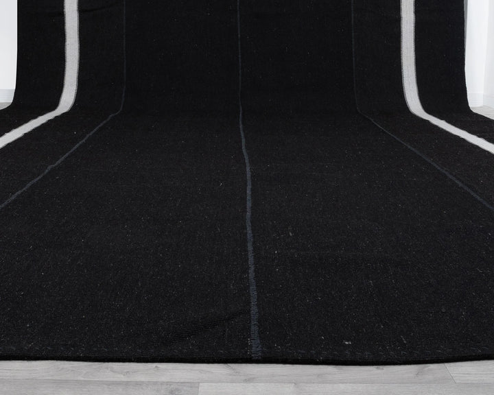 Brown Kilim Rug 13' 1" x 16' 1" | No. VR67823