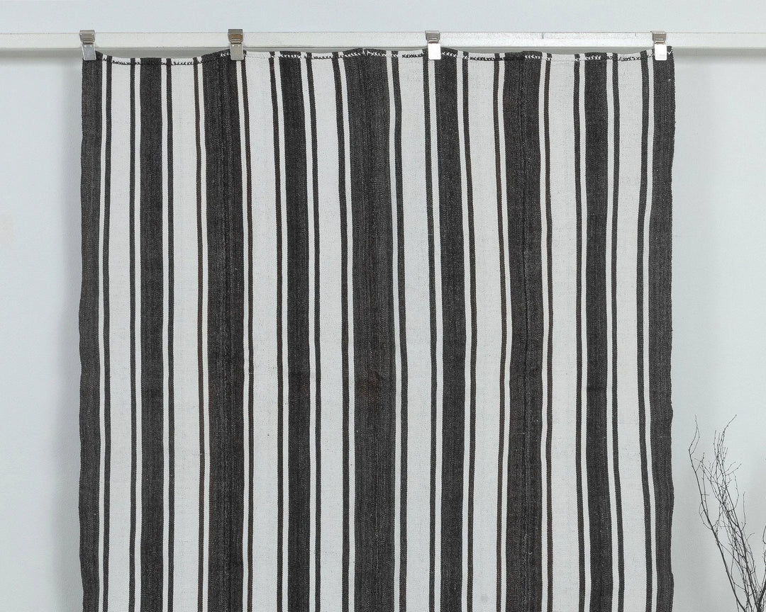 Ivory Turkish Kilim Rug 5'5" x 9'1" Flat-Weave view