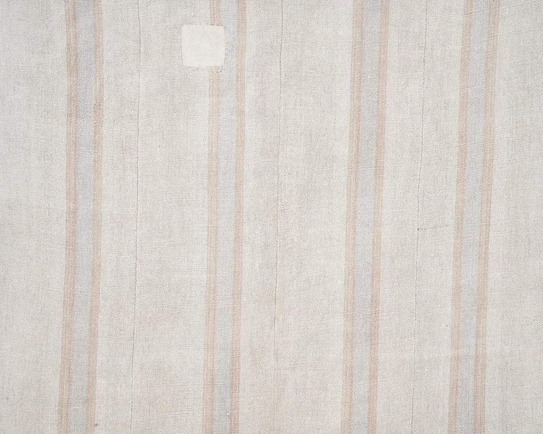 White Turkish Kilim Rug 5' 8" x 8' 1" Flat-Weave | No. VR68005