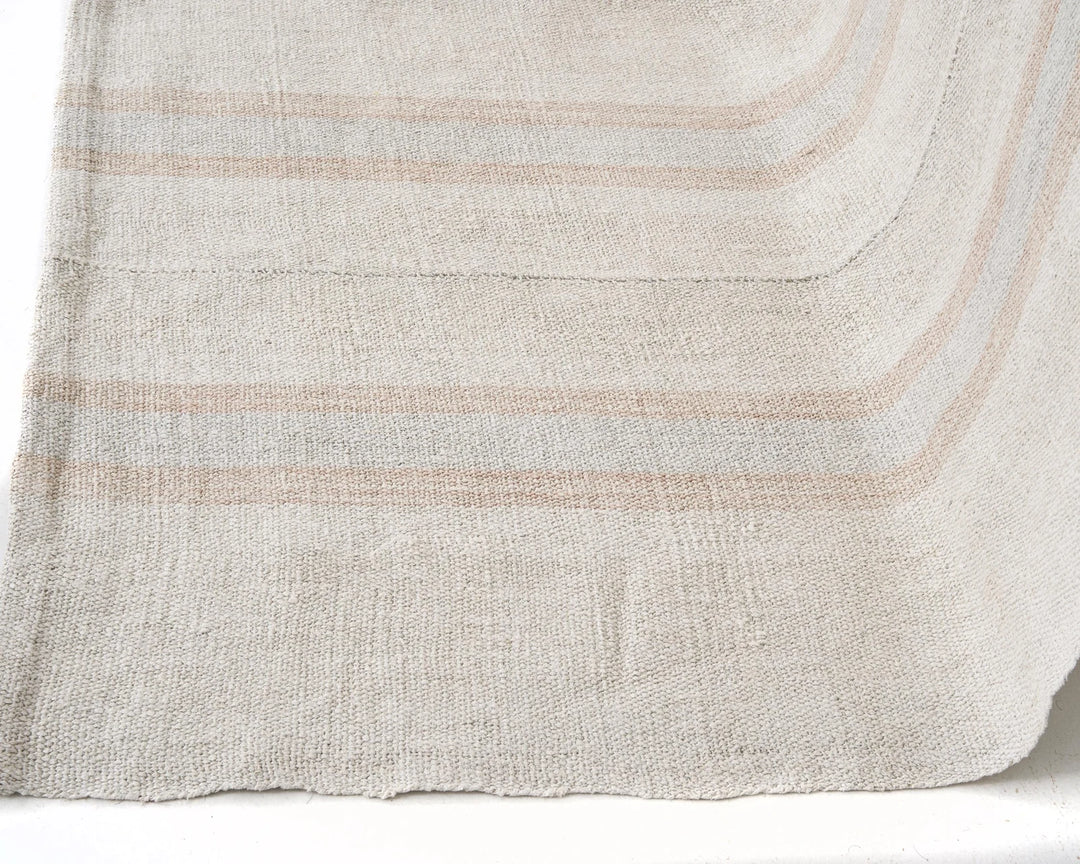 White Turkish Kilim Rug 5' 8" x 8' 1" Flat-Weave | No. VR68005