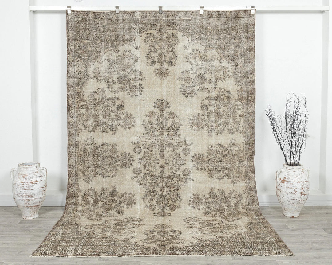 Beige Turkish Oushak Rug 6' 5" x 10' Hand-Knotted | No. VR68215
