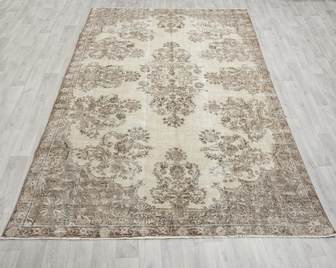 Beige Turkish Oushak Rug 6' 5" x 10' Hand-Knotted | No. VR68215