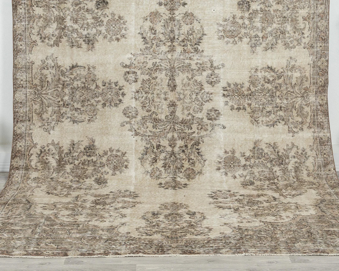 Beige Turkish Oushak Rug 6' 5" x 10' Hand-Knotted | No. VR68215