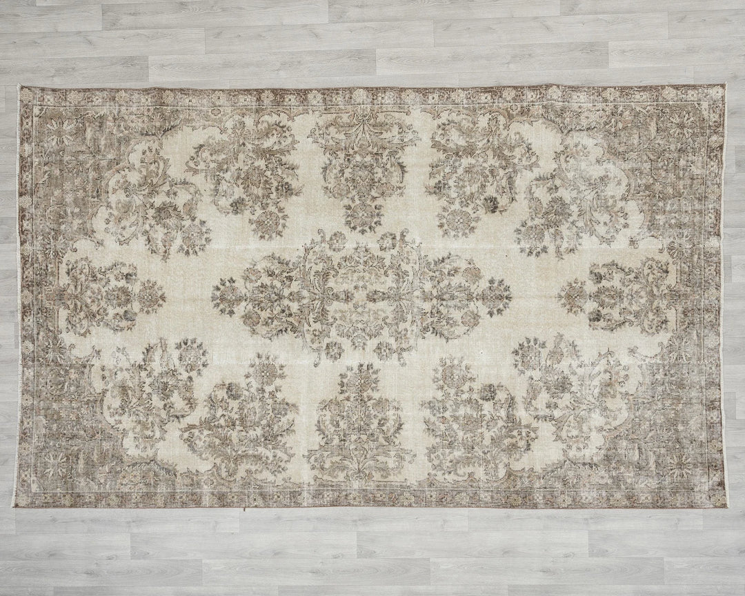 Beige Turkish Oushak Rug 6' 5" x 10' Hand-Knotted | No. VR68215