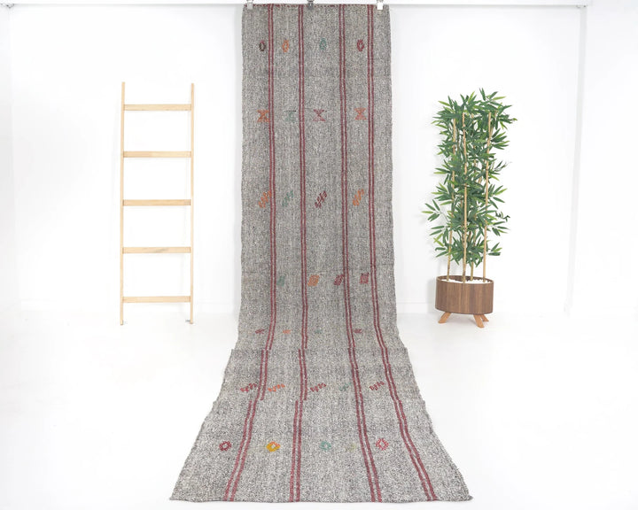 Gray Runner Rug 3' 1" x 17' | No. VR68264