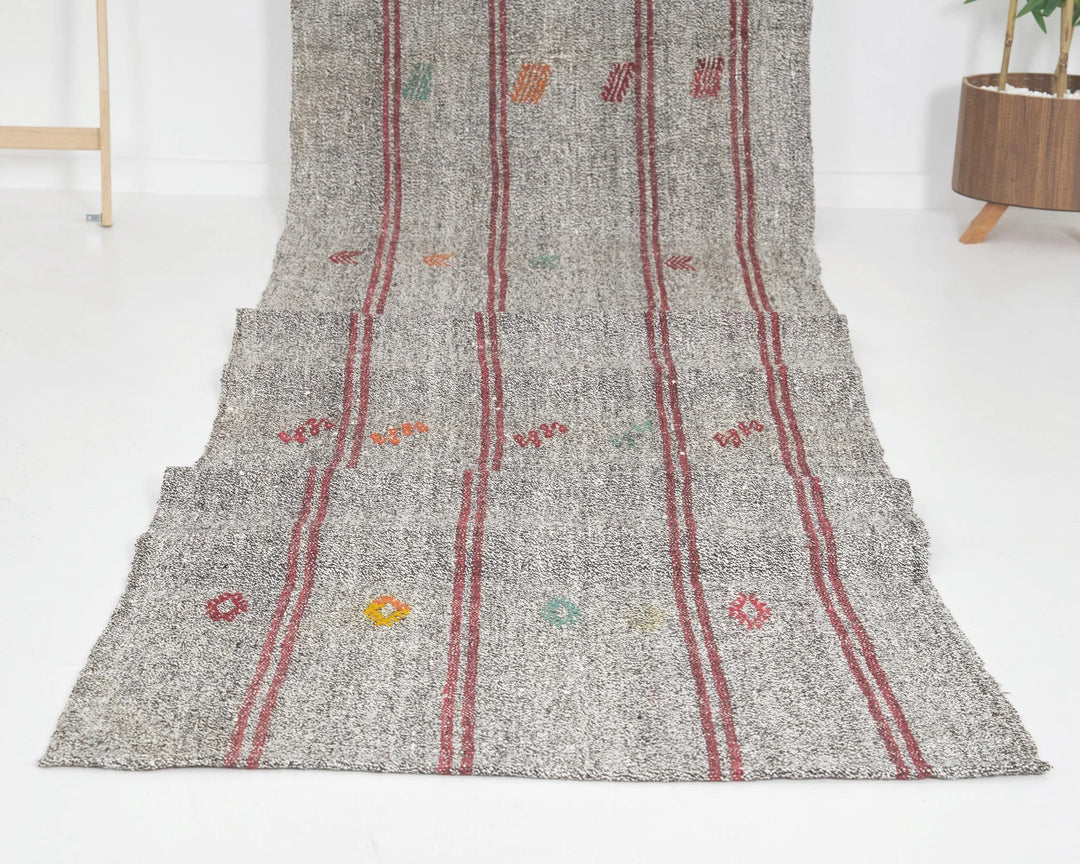 Gray Runner Rug 3' 1" x 17' | No. VR68264