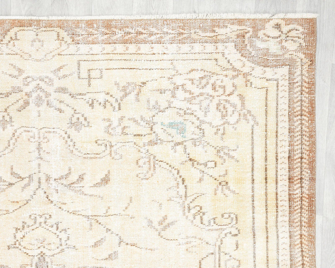Beige Turkish Oushak Rug 5' 7" x 8' 10" Hand-Knotted | No. VR68335