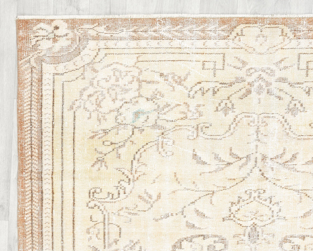 Beige Turkish Oushak Rug 5' 7" x 8' 10" Hand-Knotted | No. VR68335